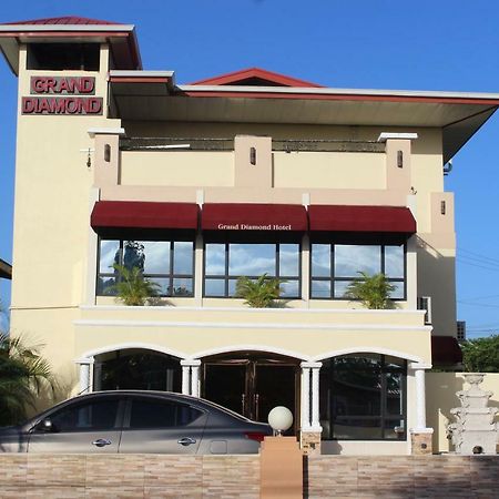 Grand Diamond Hotel Trinidad Piarco Extérieur photo