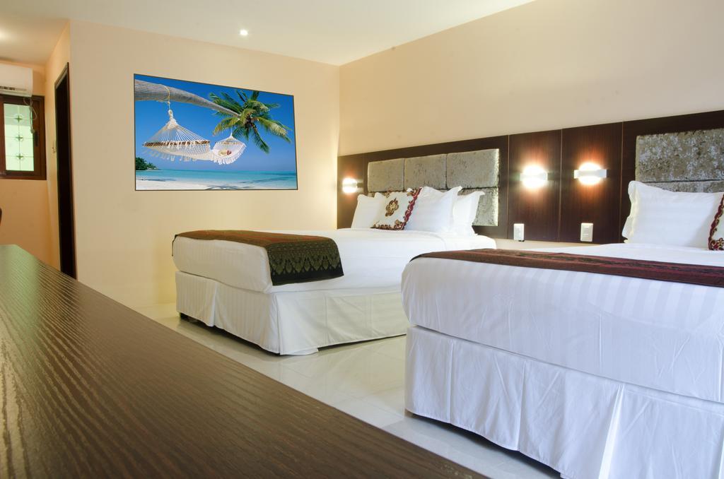 Grand Diamond Hotel Trinidad Piarco Extérieur photo